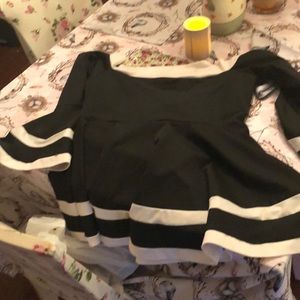 Plus size black and white lined top